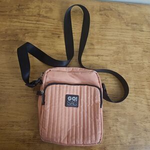 GO! SAC Lemur Coral Pink Mini Pouch Carry Bag 9x7
